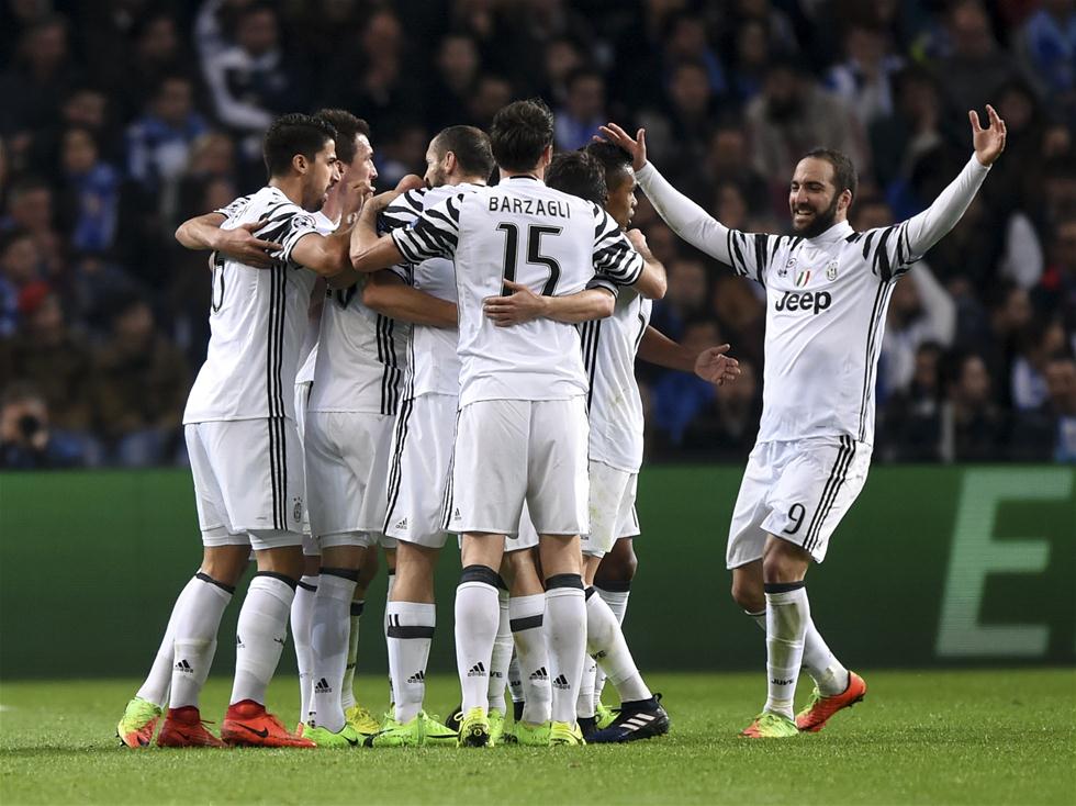 意媒：国米现场考察帕尔马中场贝尔纳韦，考虑让其做恰20替补（意媒：国米现场评估帕尔马中场贝尔纳韦，或将其列为恰20替补人选）