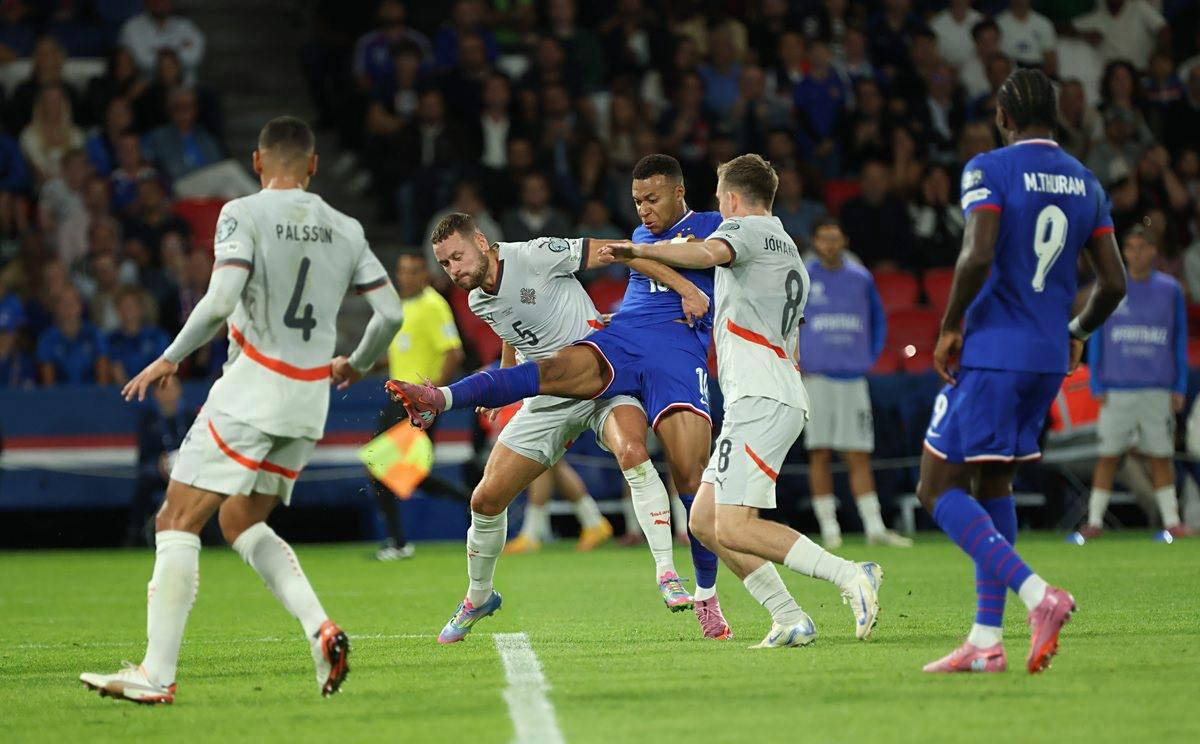 CCTV不播！中超两强出战亚冠：蓉城1-0=赢领头羊，海港输球＝出局（央视未转！亚冠中超双雄出击：蓉城1-0斩领头羊，海港失利出局）