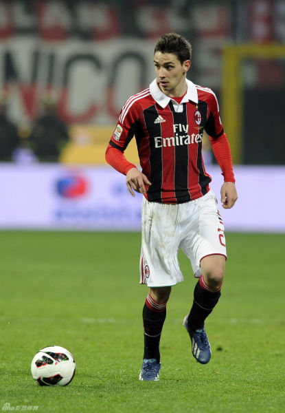 小组赛平均世界排名：荷、日所在F组最高，葡萄牙所在K组最低（小组赛各组平均世界排名：F组（荷兰、日本）最高，K组（葡萄牙）最低）