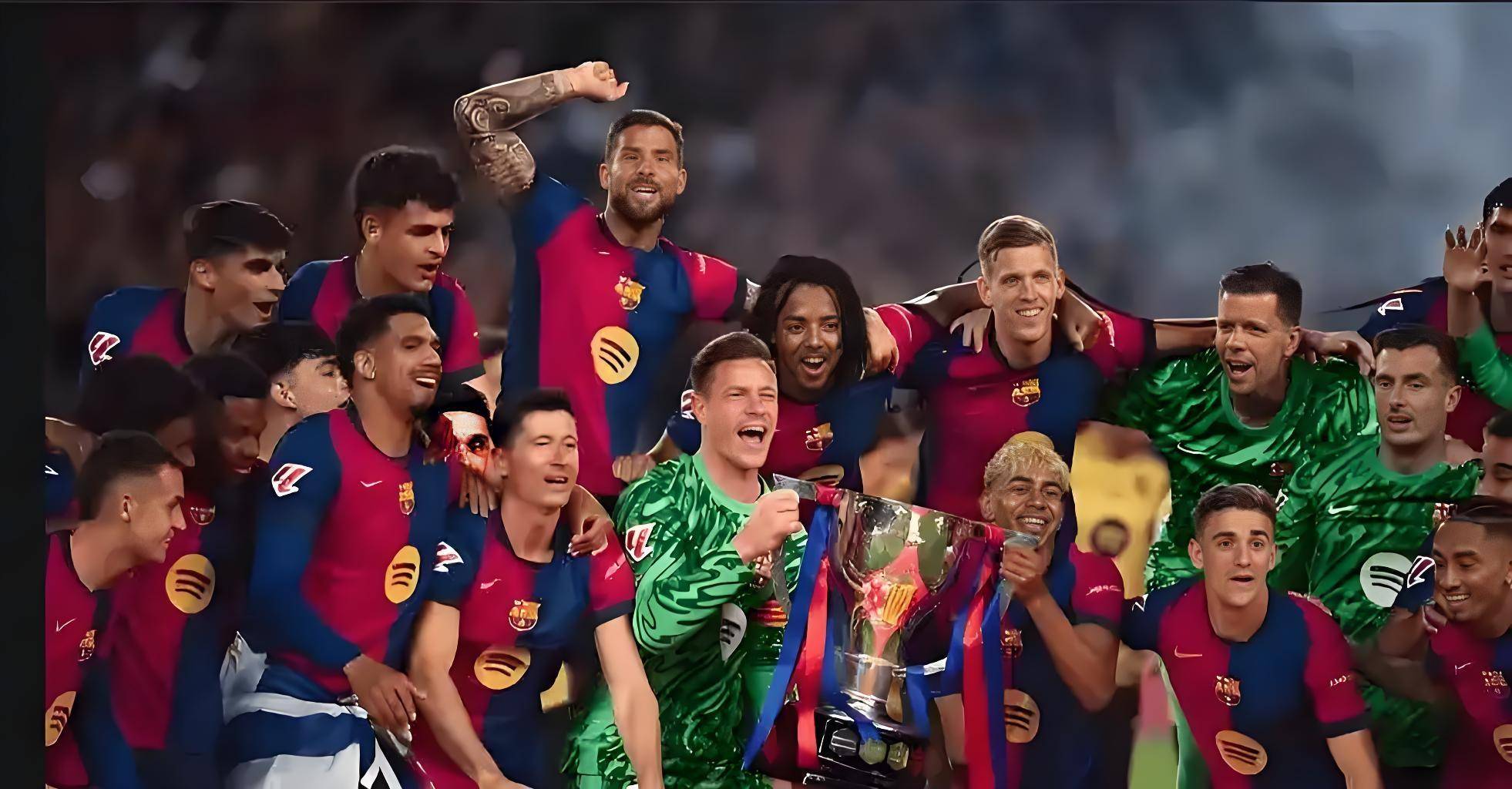 38岁梅西创造历史！50岁贝克汉姆赢麻了：0元签下球王，3年夺3冠（38岁梅西改写历史，50岁贝克汉姆0成本签下球王，三年豪取三冠）