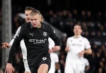 C罗英超103球领跑葡萄牙球员榜，B费66球居次（英超葡萄牙射手榜：C罗103球居首，B费66球位列第二）