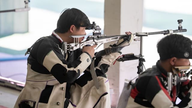 贺希宁：新帅凯利的篮球理念很先进，今晚战青岛先要做好防守（贺希宁称新帅凯利理念前瞻：今晚对阵青岛首要做好防守）