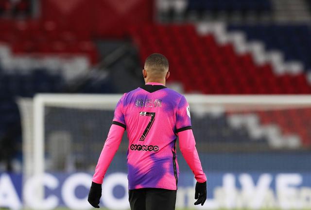 摩根：C罗专访首批片段将于北京时间今晚10点发布（摩根称C罗专访首批片段今晚22：00（北京时间）上线）