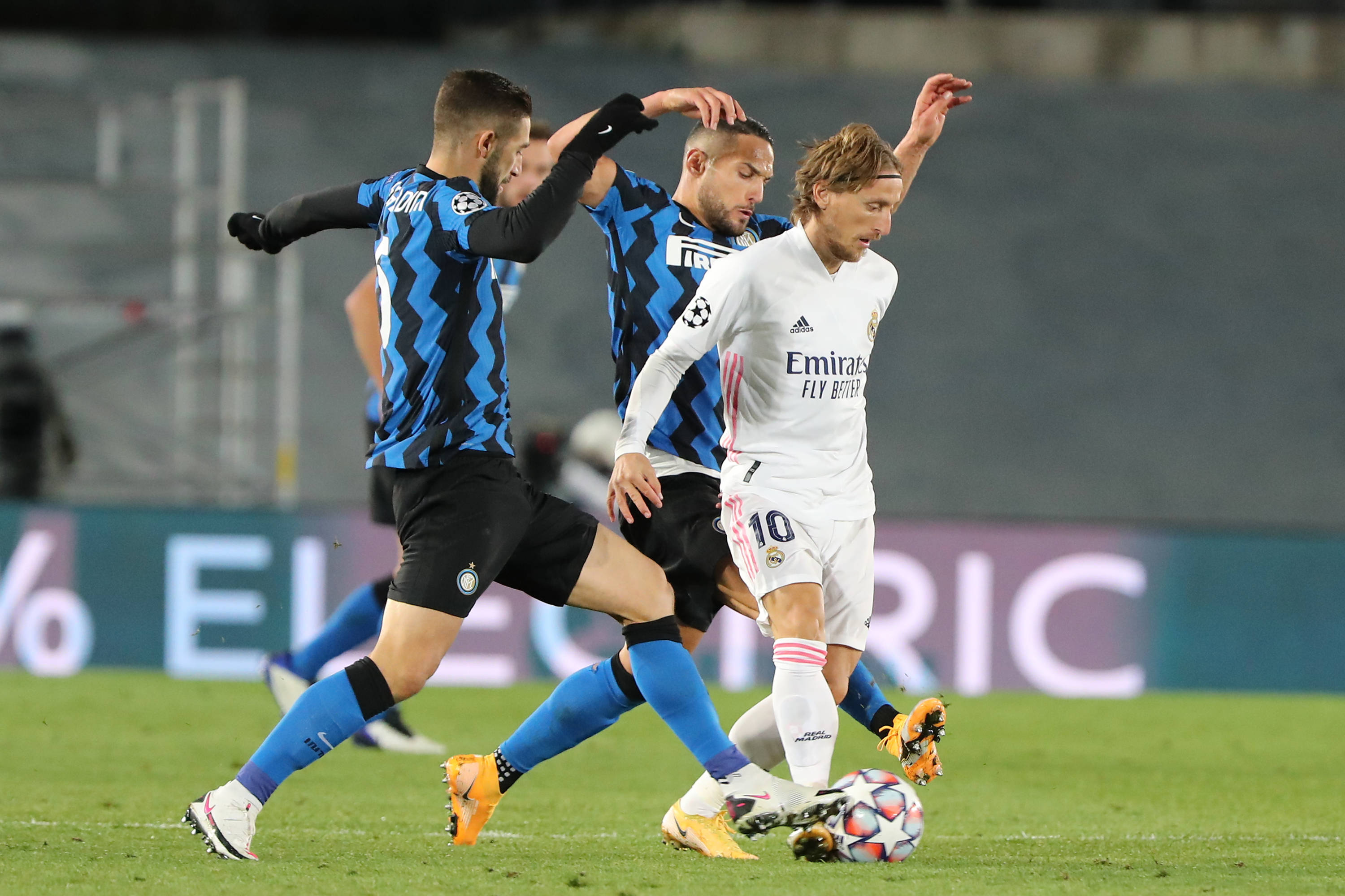 英超前瞻：利物浦4战不败状态回升，布莱顿获誉英超绝杀王（英超前瞻：利物浦近4场不败状态回暖，布莱顿获封绝杀之王）